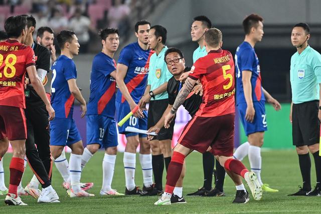 英超-帕尔默传射杰克逊破门 切尔西3-0维拉